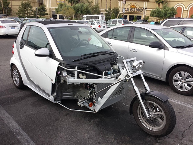 Smart-môtô 3 bánh.