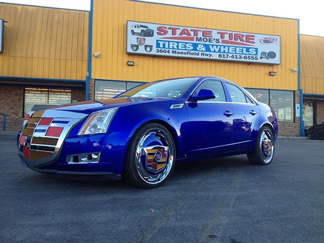 Xe của tín đồ mê Cadillac.