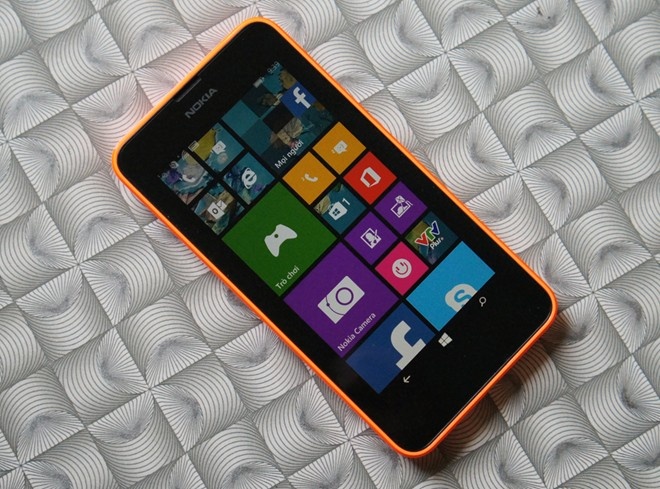 Loat smartphone trong tam gia 4 trieu dong dang mua nhat hinh anh