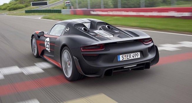 Porsche phat trien sieu xe canh tranh Ferrari 458 Italia hinh anh