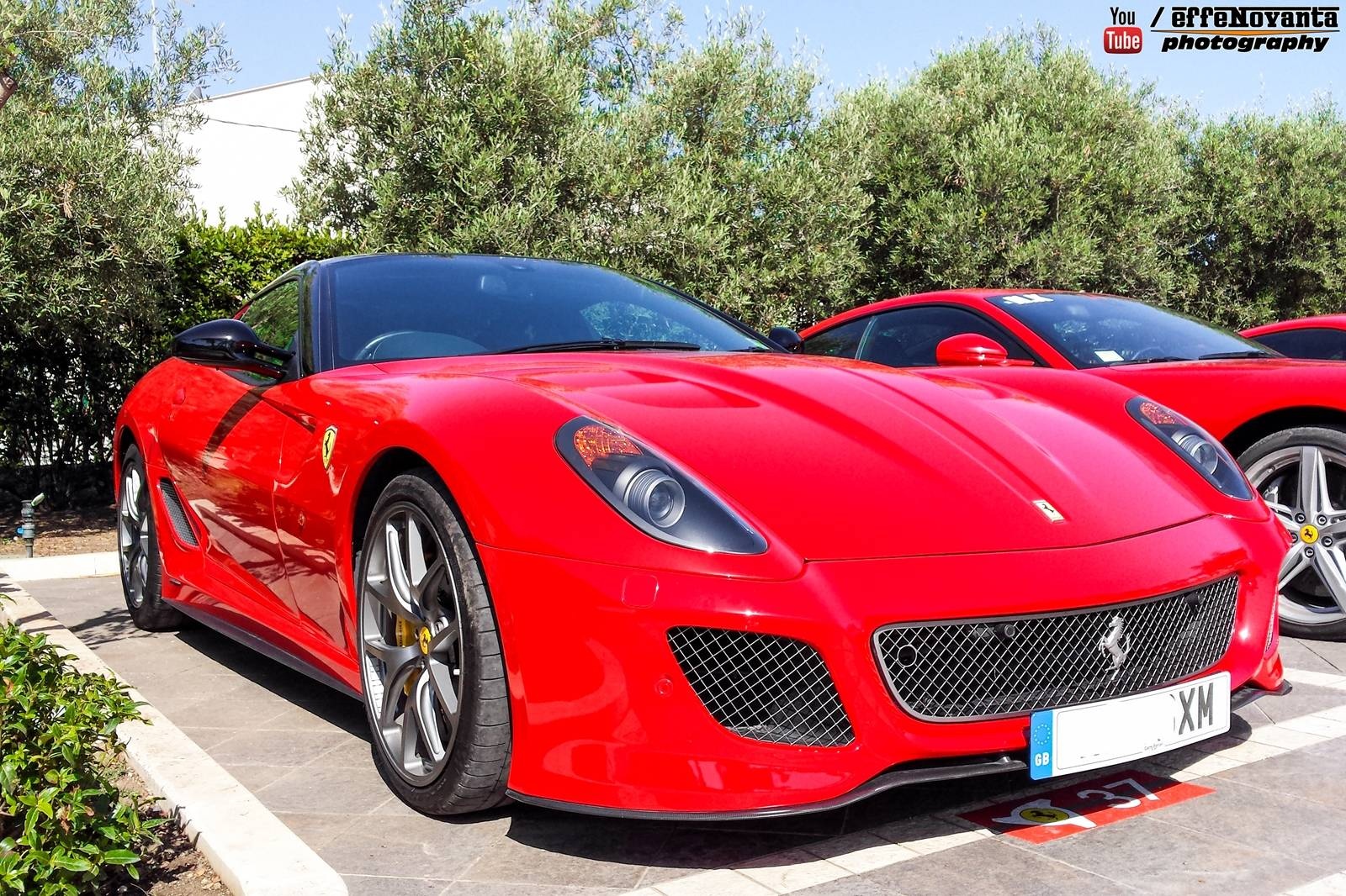 Sự kiện Cavalvade Gran Turismo được Ferrari tổ chức thường niên trong 3 năm trở lại đây. Trong khuôn khổ sự kiện, hãng siêu xe Ý tổ chức buổi chạy xe đường dài, trong 4 ngày dành cho những khác hàng quan trọng, trung thành nhất của hãng. Sự kiện năm nay được tổ chức tại thành phố Sicily, Ý.