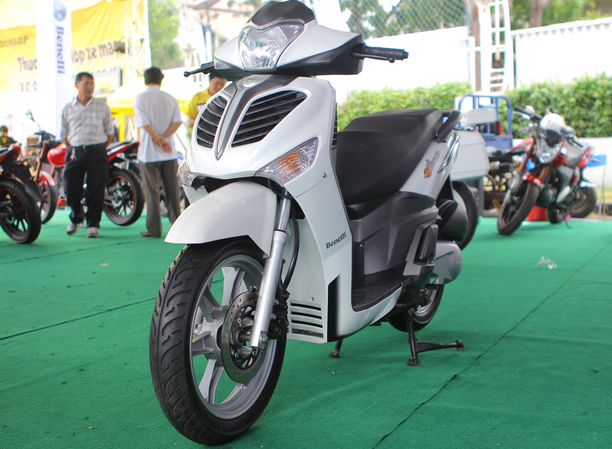 Benelli Caffé Nero chính thức ra mắt tại lễ hội mô tô lớn nhất Việt Nam.