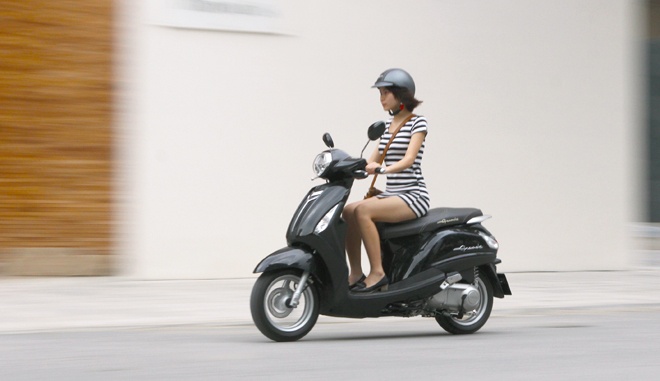 Grande mang lại sự thoải mái khi vận hành trên phố. 