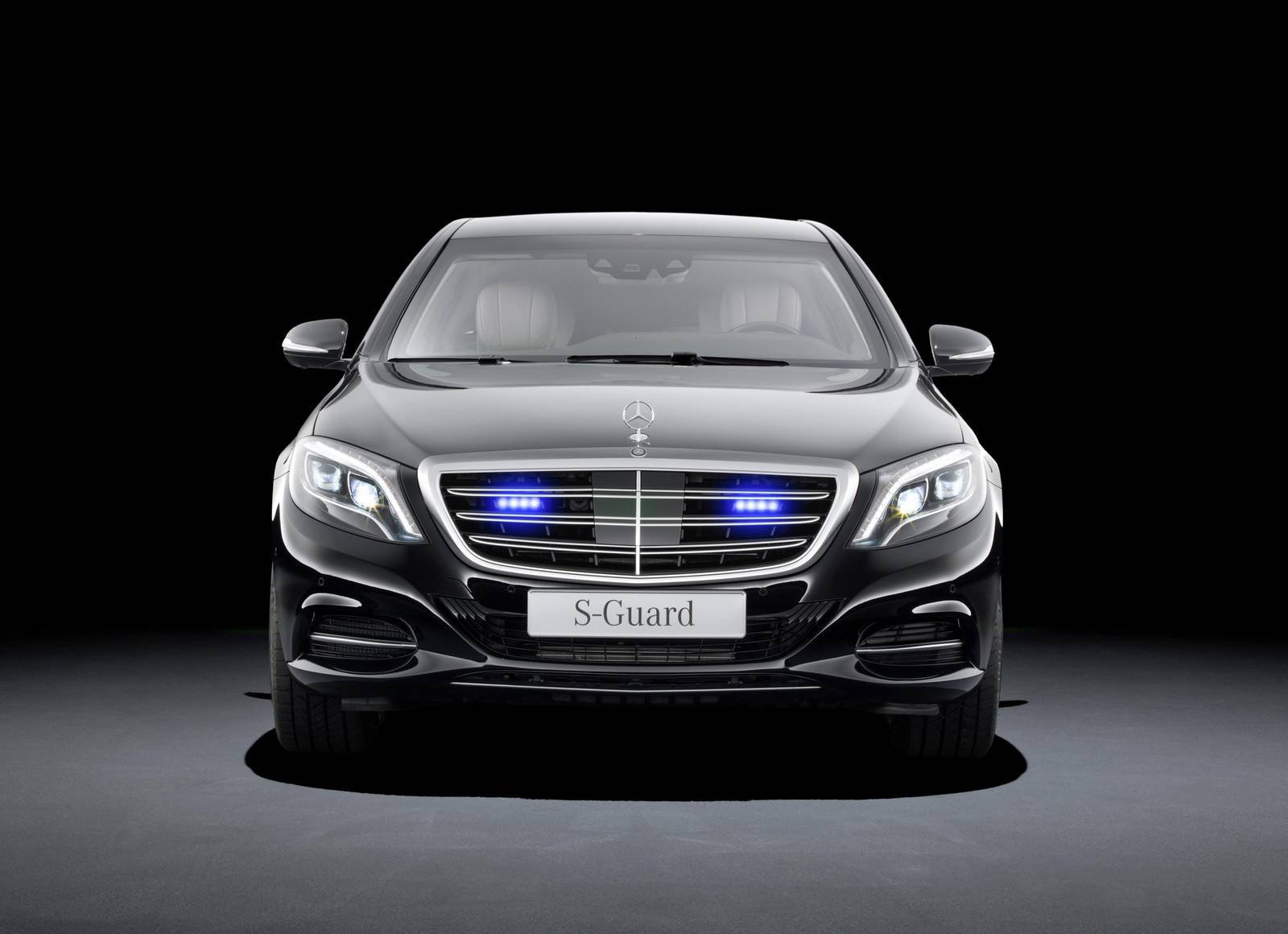 Mẫu sedan sang trọng Mercedes-Benz S600 Guard đã chính thức trình làng, đây là phiên bản xe chống đạn của mẫu S600 tiêu chuẩn. Mẫu xe chống đạn này có khả năng chịu được các cuộc tấn công với cấp độ VR9, cấp độ tấn công cao nhất bằng các loại súng. Đây cũng là mẫu xe đầu tiên được chứng nhận có khả năng chịu được các cuộc tấn công nguy hiểm nhất ở cấp độ VR9.