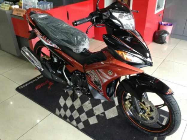 Yamaha gioi thieu Exciter 2014 tai Malaysia hinh anh