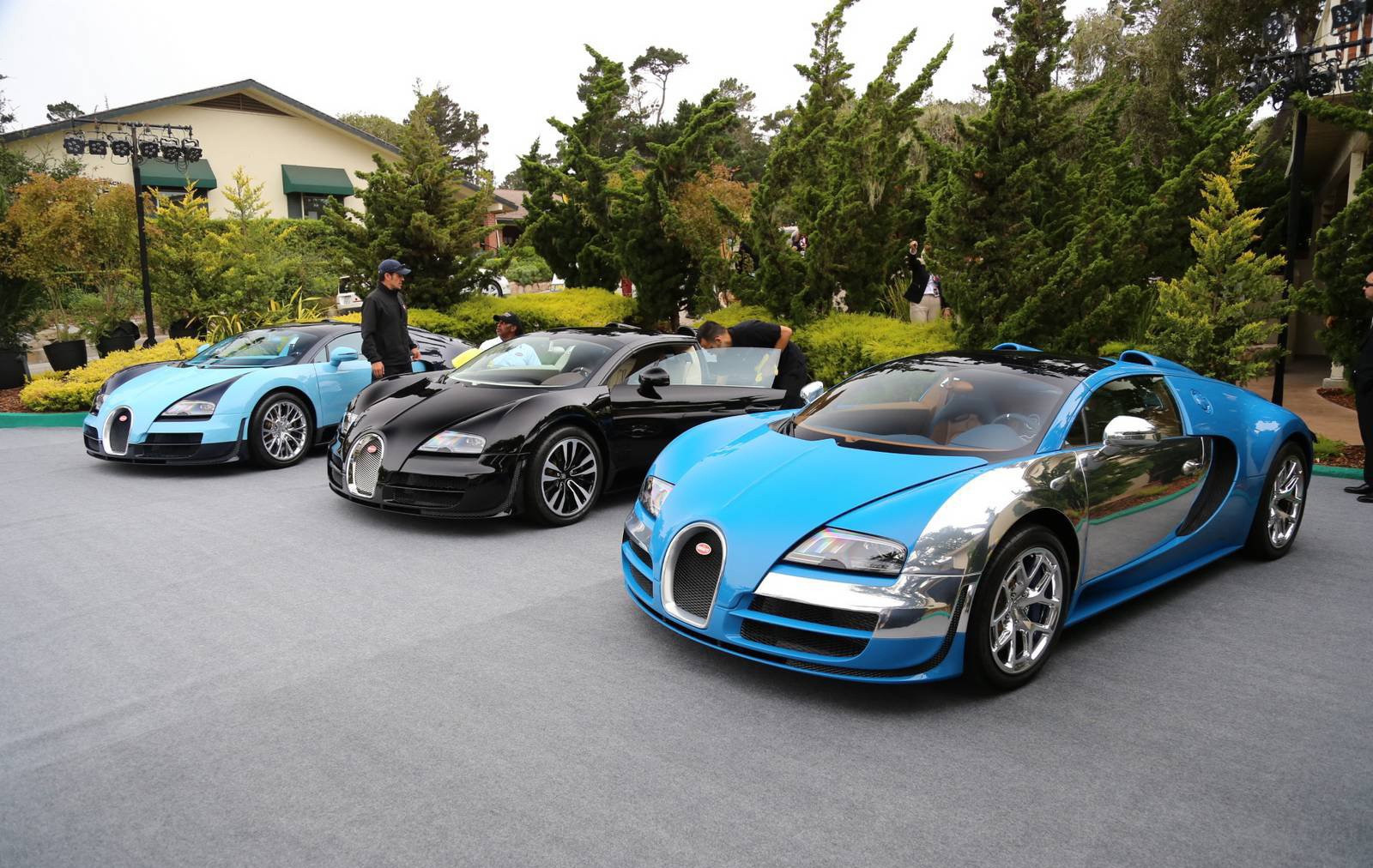 Can canh loat 6 sieu xe Bugatti Veyron huyen thoai hinh anh