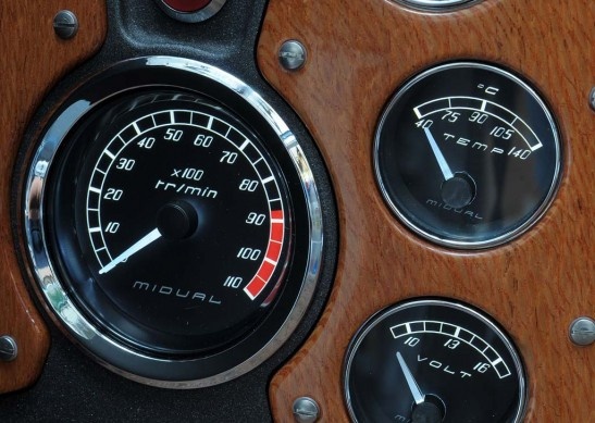 Những mẫu xe thương mại sẽ được sản xuất vào năm 2016, với số lượng dự kiến chỉ 35 chiếc dành cho khách hàng châu Âu. Toàn bộ số xe sản xuất sẽ được áp dụng chính sách bảo hành 4 năm. 