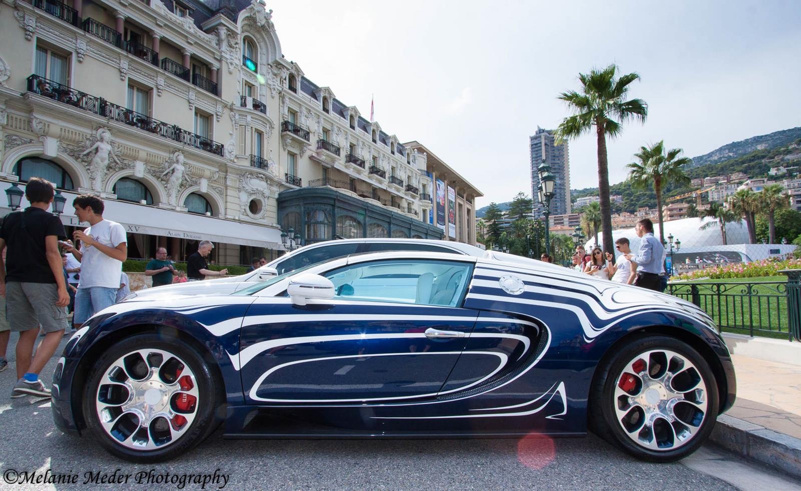 Sieu xe Bugatti Veyron ban gom su xuat hien tai Monaco hinh anh