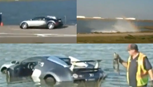 Canh sieu xe Bugatti Veyron lao xuong nuoc hinh anh