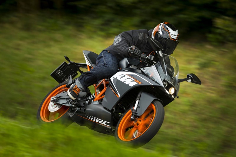 KTM trinh lang sportbike RC 125 2015 hinh anh