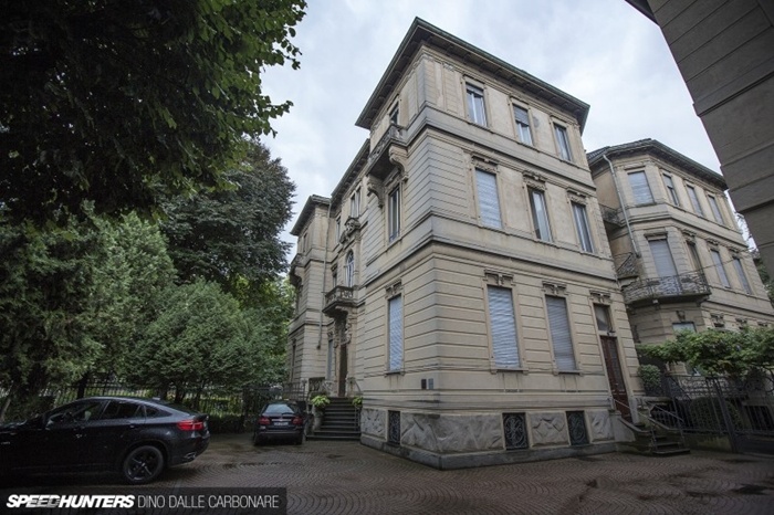 Noi nhung ban phac thao sieu xe ra doi hinh anh