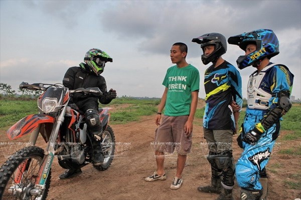 Cùng trao đổi kinh nghiệm và kỹ thuật chơi xe địa hình.