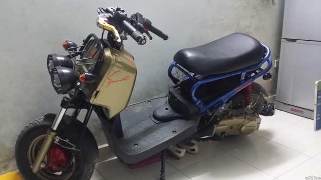 Attia được thợ Hà Nội biến hóa thành Honda Zoomer.Ảnh: Vũ Thế Long