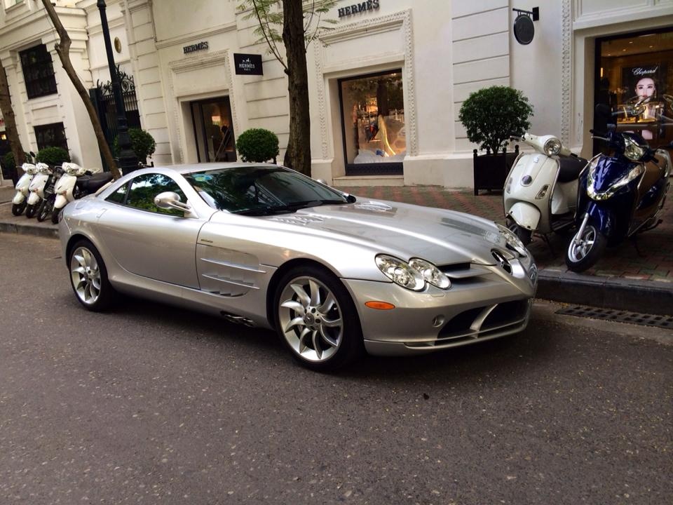 Sieu xe Mercedes SLR McLaren hang doc xuat hien tai Ha Noi hinh anh