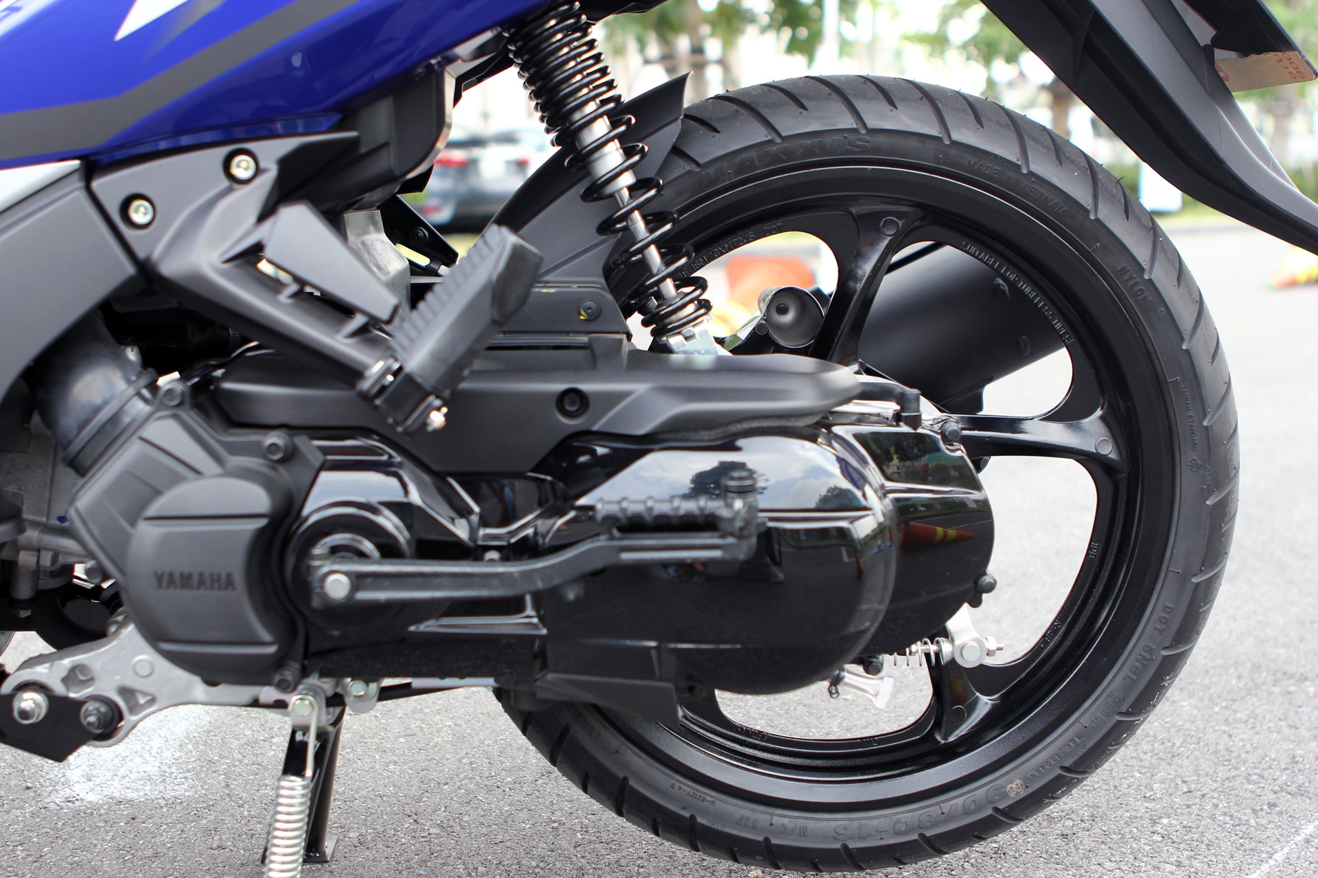 Nouvo Fi được trang bị động cơ 4 thì, 125 phân khối, xi-lanh đơn, 2 van, làm mát bằng dung dịch, công suất 7,8 kW tại 8.000 vòng/phút và mô-men xoắn cực đại 10,5 Nm tại 6.000 vòng/phút, tích hợp hệ thống phun xăng điện tử YMJET-Fi.