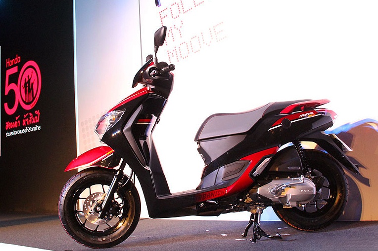 Anh chi tiet xe tay ga Honda Moove moi ra mat hinh anh