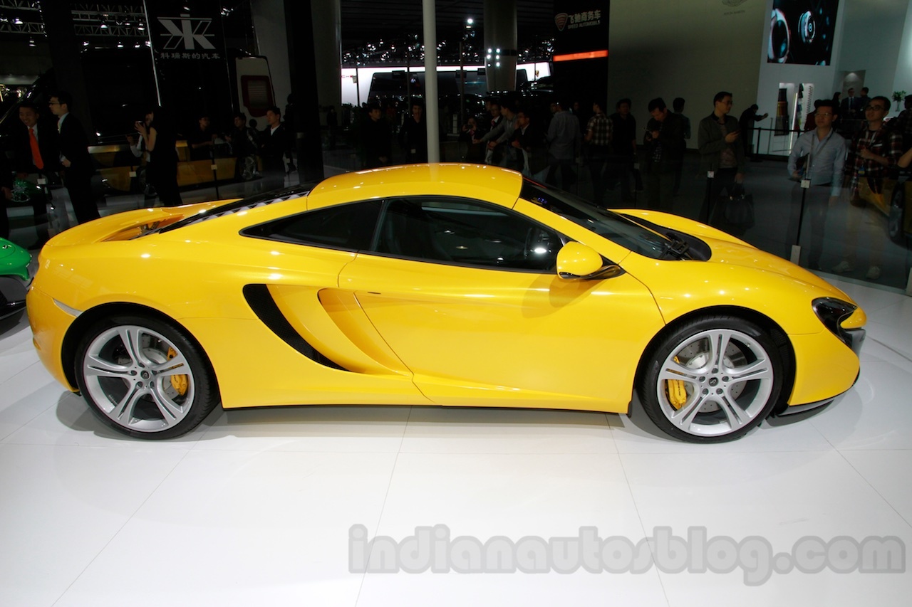 McLaren 625C có thể tăng tốc từ 0-100 km/h trong 3,1 giây. Mất khoảng 8,8 giây để siêu xe này tăng tốc từ 0-200 km/h. Tốc độ tối đa của xe có thể đạt mức 333 km/h.