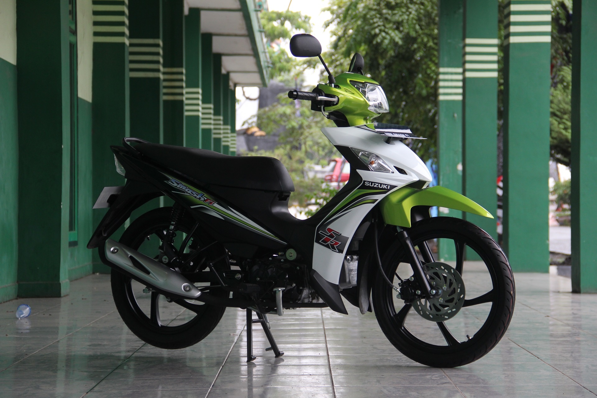 Suzuki trinh lang xe so phun xang dien tu Smash FI hinh anh