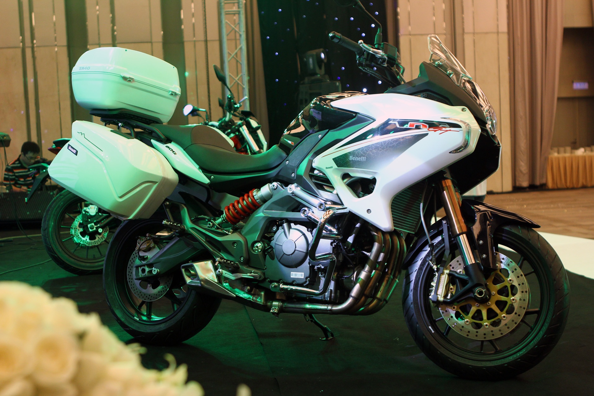 Chi tiet xe duong truong dau tien cua Benelli tai VN hinh anh