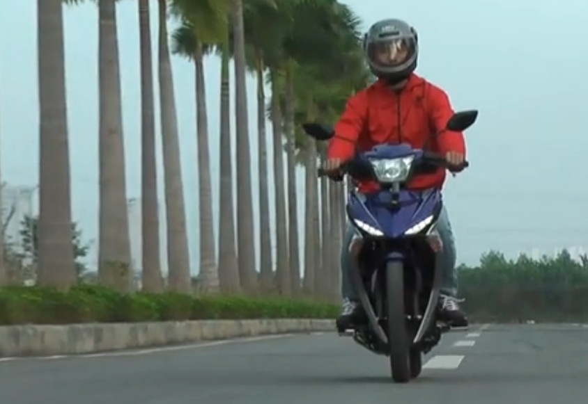 Video thu kha nang tang toc cua Exciter 150 hinh anh