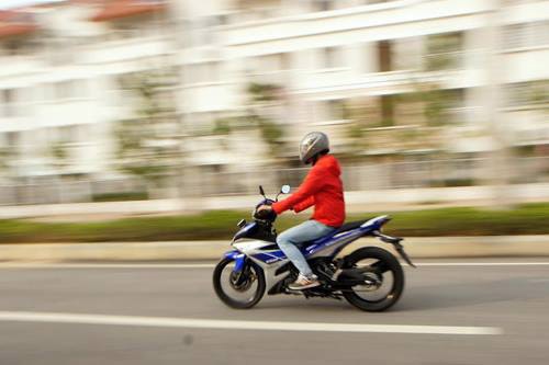 Thu kha nang tang toc cua Yamaha Exciter 150 hinh anh