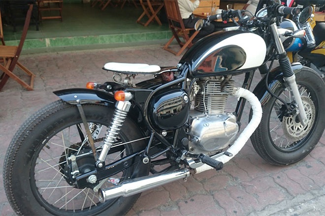  Được biết, anh Hùng - chủ xe đã mất hơn 6 tháng để tìm tòi và tự chế tác xe.