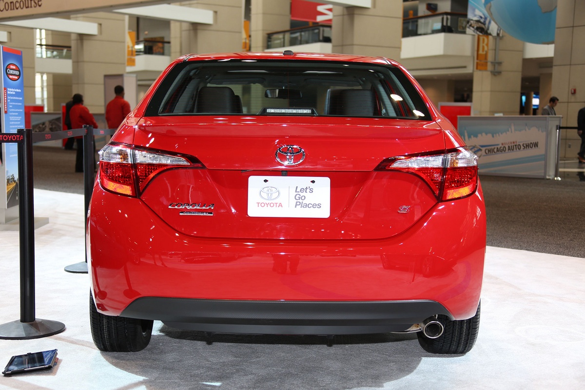 Corolla Special Edition sẽ được sản xuất với số lượng 8.000 xe.