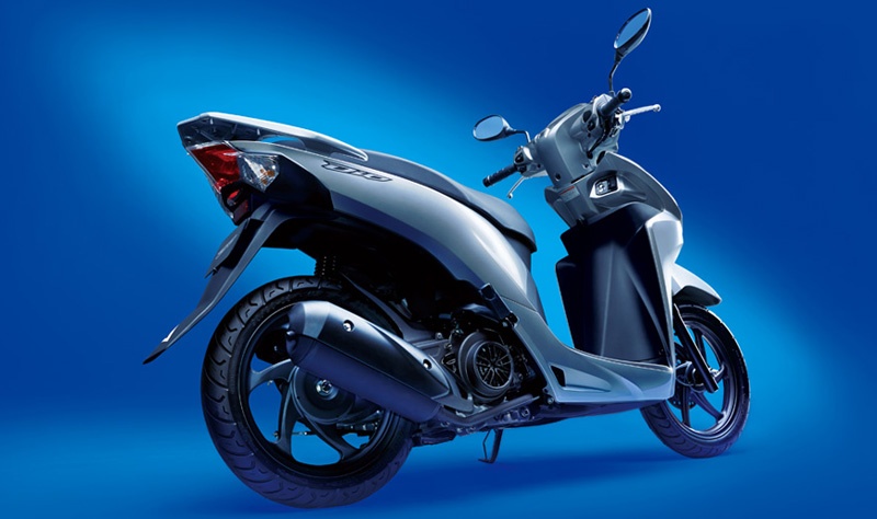 Honda Spacy sử dụng lốp trước kích thước 80/90-14 inch và lốp sau kích thước 90/90-14 inch. Khoảng sáng gầm xe ở mức 130 mm. 