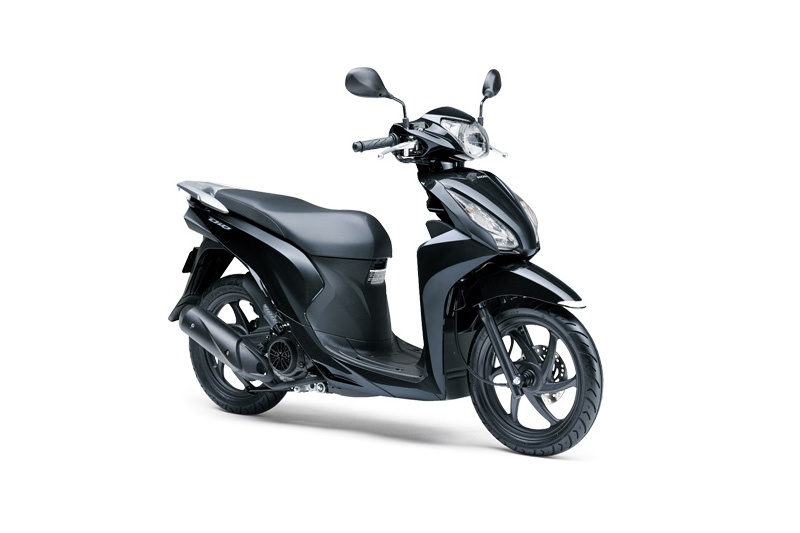 Honda Spacy sở hữu động cơ công suất 9 mã lực tại 7.500 vòng/phút và mô-men xoắn cực đại 9,3 Nm tại 5.500 vòng/phút. Trong khi đó, phiên bản cũ sở hữu động cơ công suất 8,67 mã lực và mô-men xoắn 8,89 Nm. Đồng thời, tỷ số nén trên phiên bản mới cũng cao hơn  phiên bản cũ, ở mức 9,5:1 so với 9,2:1.