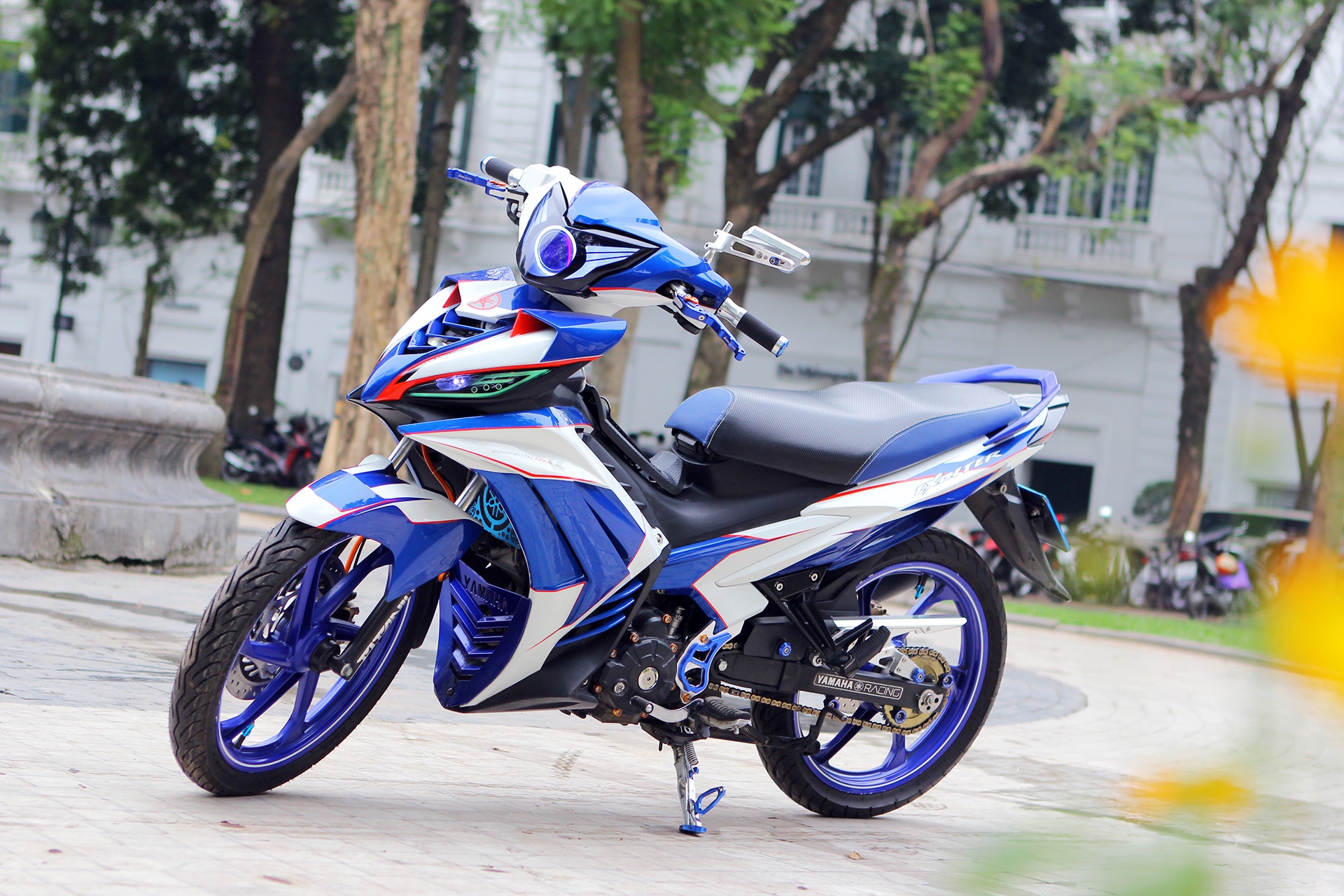 Exciter 135 do dan vo bat mat cua biker Ha Noi hinh anh