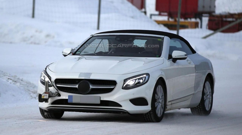 Mercedes-Benz S-Class mui tran xuat hien tren duong thu hinh anh