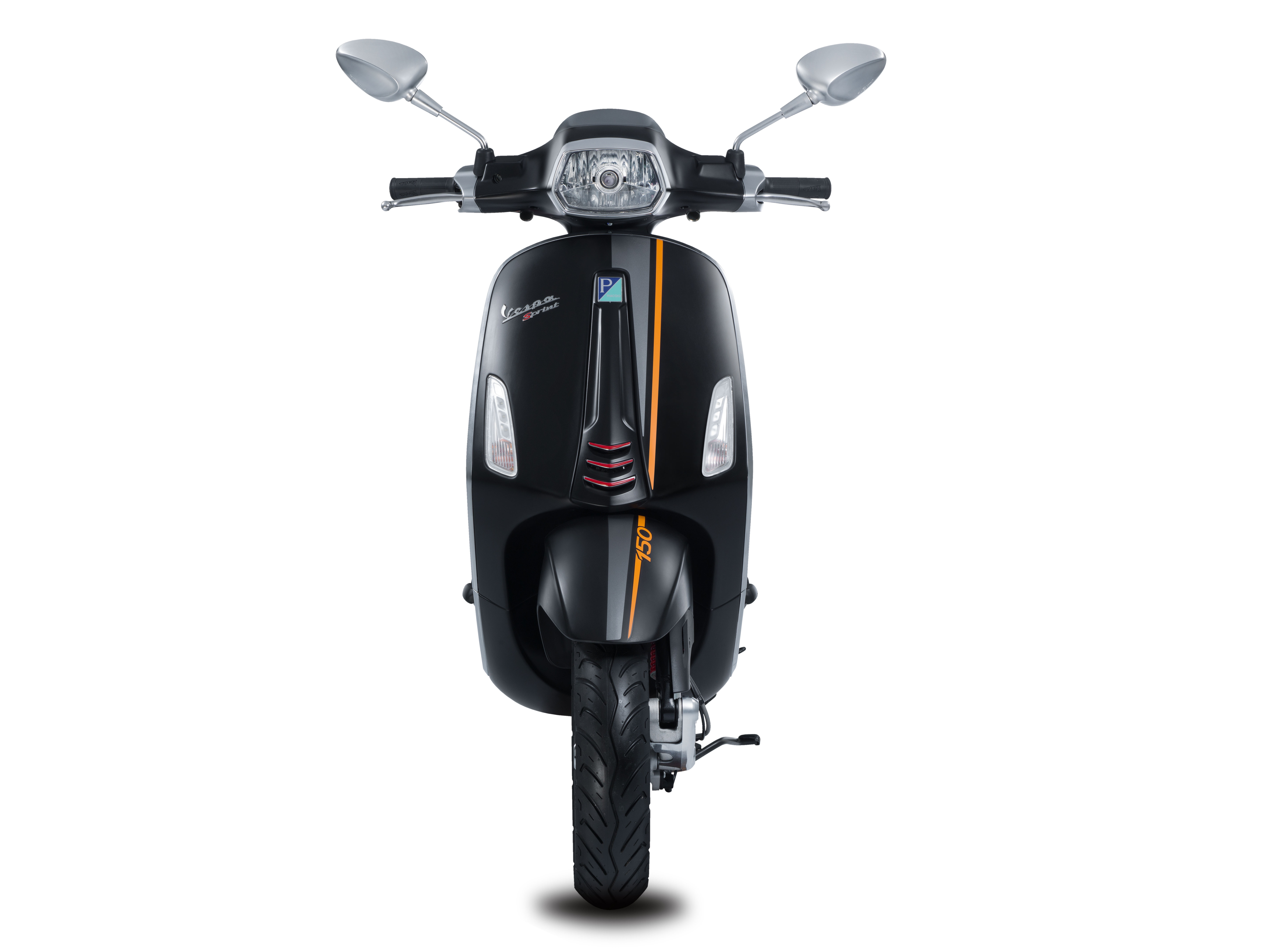 Phiên bản Vespa Sprint 150 3V i.e được trang bị động cơ 150 phân khối, công suất 8,7 kW tại 7.500 vòng/phút và mô-men xoắn cực đại 12 Nm tại 5.000 vòng/phút.