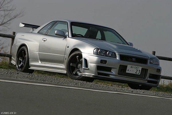 Nissan Skyline GT-R hiem dat hon Lamborghini Aventador SV hinh anh