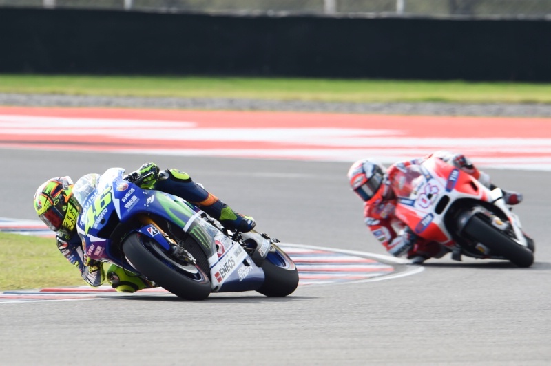 Highlights chang dua thu 3 MotoGP 2015 hinh anh