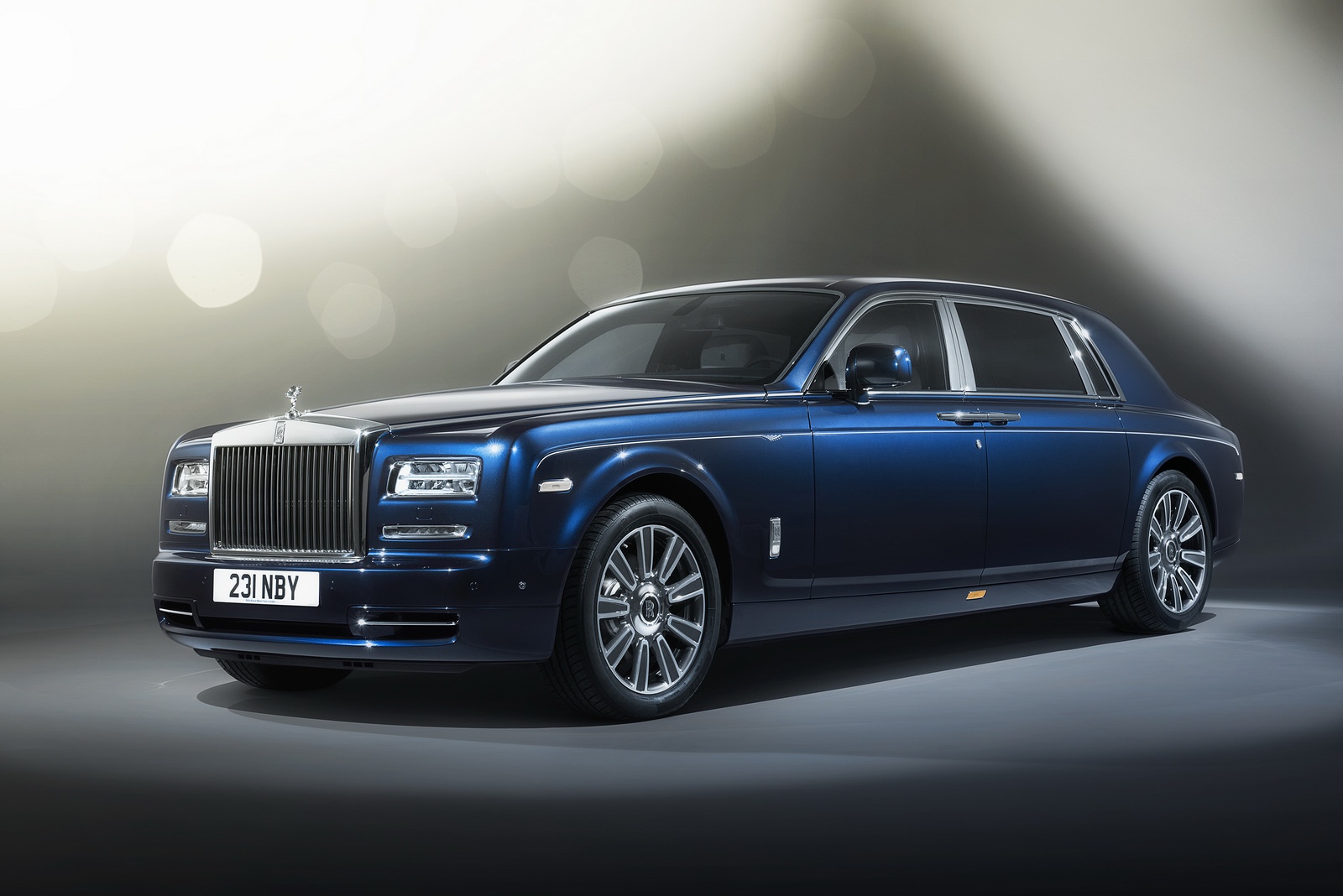 Rolls-Royce Phantom Limelight danh cho gioi sieu giau hinh anh