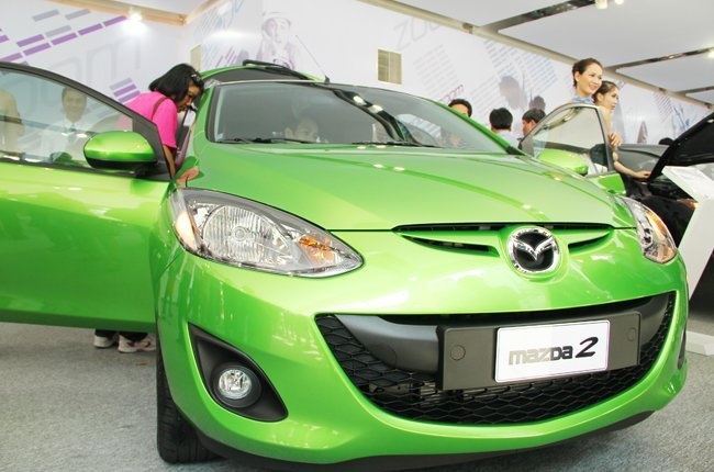 Bo Cong Thuong cung de dat ve chinh sach oto hinh anh