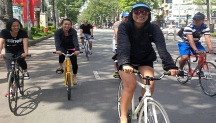 'Lam xiec' voi xe dap khong phanh hinh anh