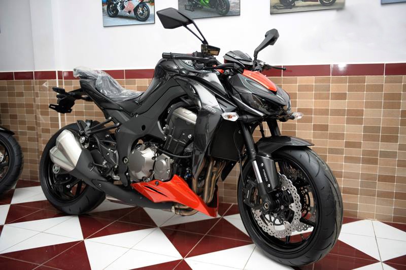 Z1000 2015 có một chút khác biệt ở màu sắc so với phiên bản 2014. Ảnh: Tuấn Kiệt.