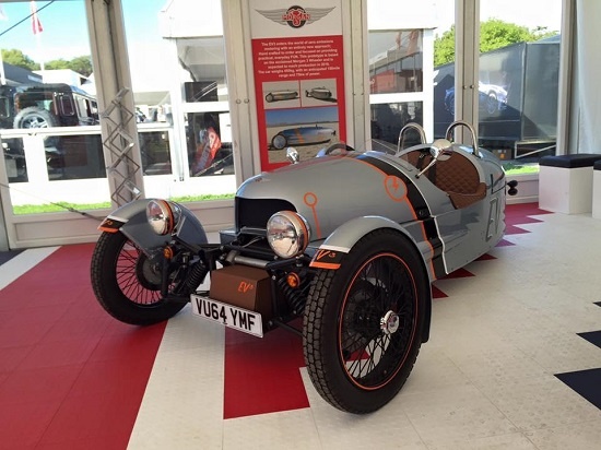 Morgan EV3 ra mat o Goodwood - xe dien chat choi co dien hinh anh