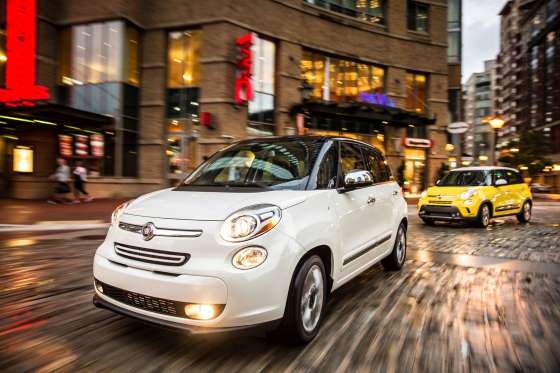 Xe nên tránh của Fiat: 500L Easy. Được phát triển khung gầm khác biệt với bản Fiat 500 thường, mẫu xe này có thiết kế ghế lại khá lạ và không thật thuận tiện. Bên cạnh đó, xe chỉ đạt điểm dưới trung bình trong bài kiểm tra độ an toàn của IIHS.