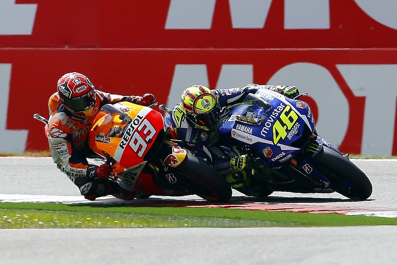 Tinh huong so tai quyet liet cua Rossi va Marquez hinh anh