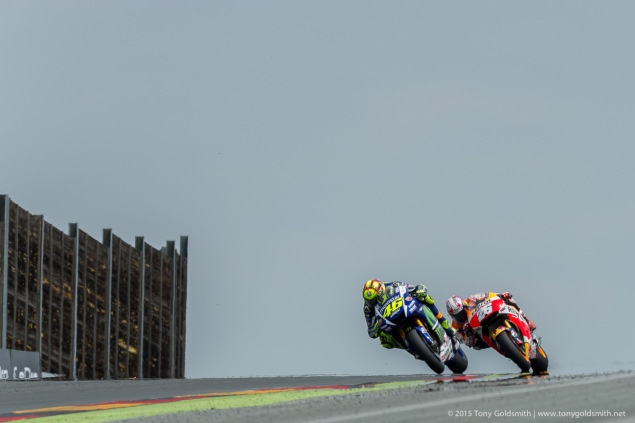 Pedrosa cạnh tranh vị trí thứ 2 với Valentino Rossi.