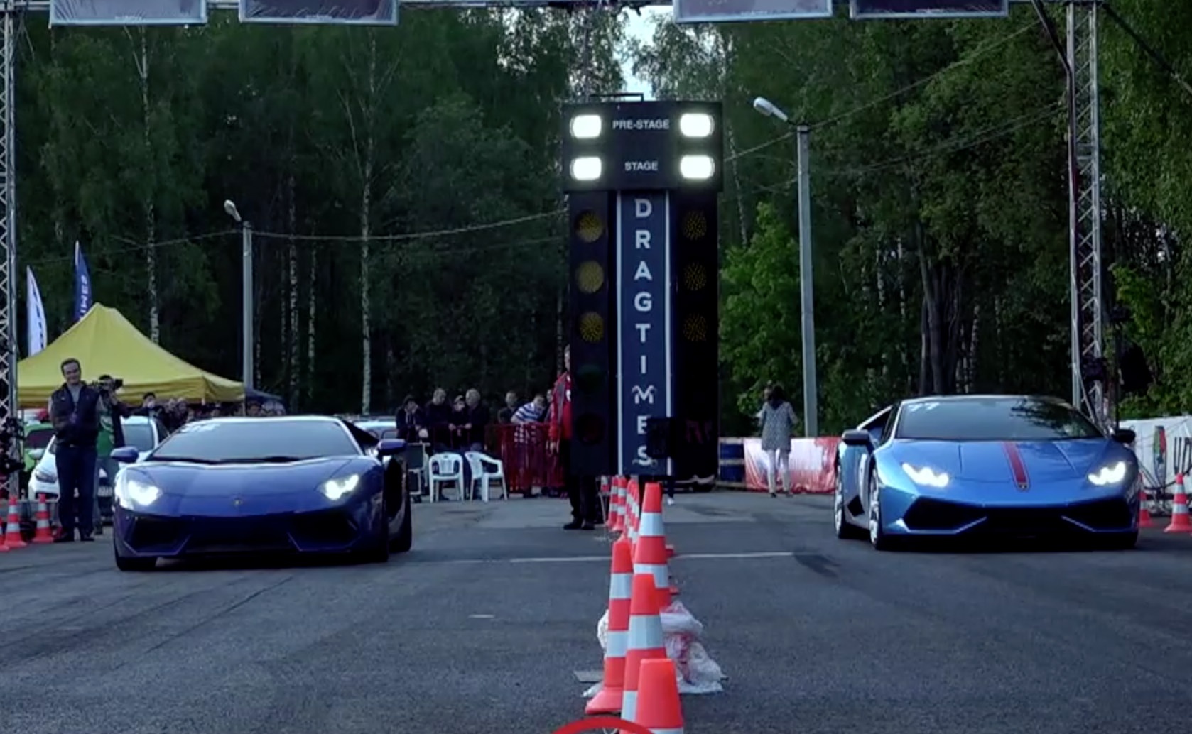 Sieu xe Lamborghini Huracan do suc nguoi anh em Aventador hinh anh
