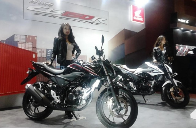 Honda trinh lang cung luc 2 xe con tay 150 phan khoi moi hinh anh