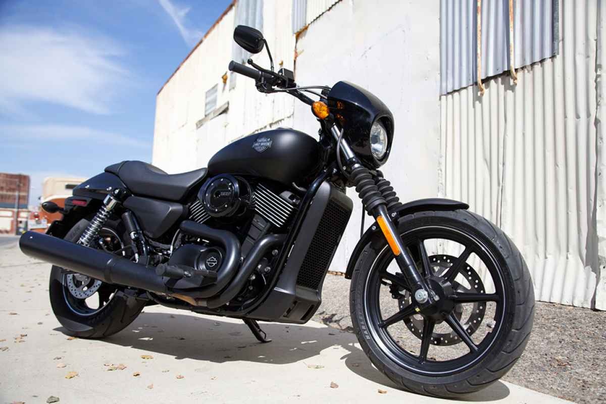 Harley-Davidson trieu hoi dong xe gia re hinh anh