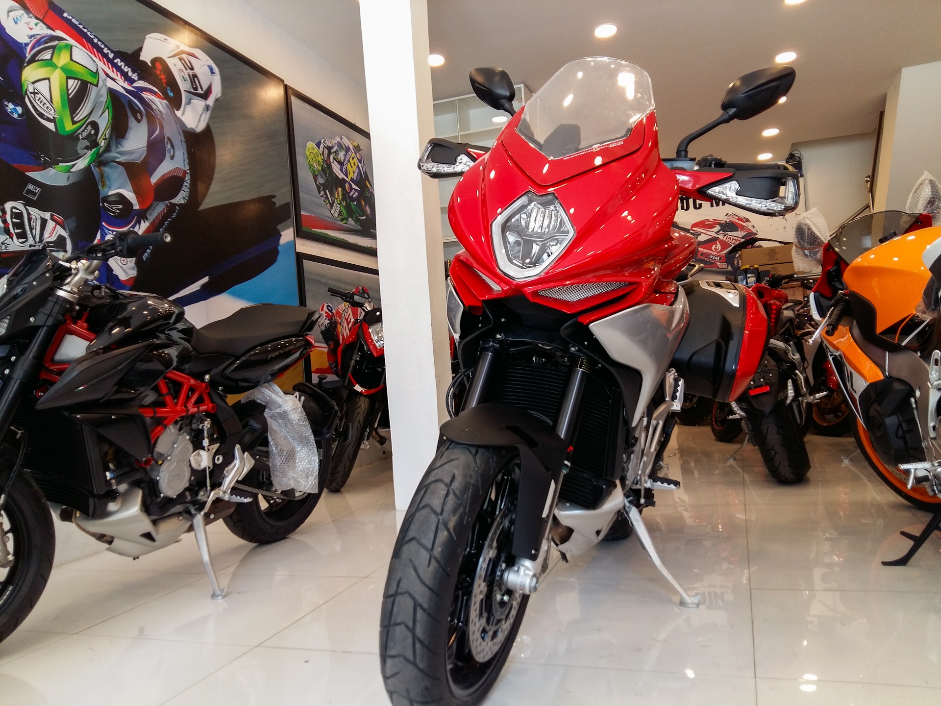 Moto Italy hang hiem doc nhat ve Viet Nam hinh anh