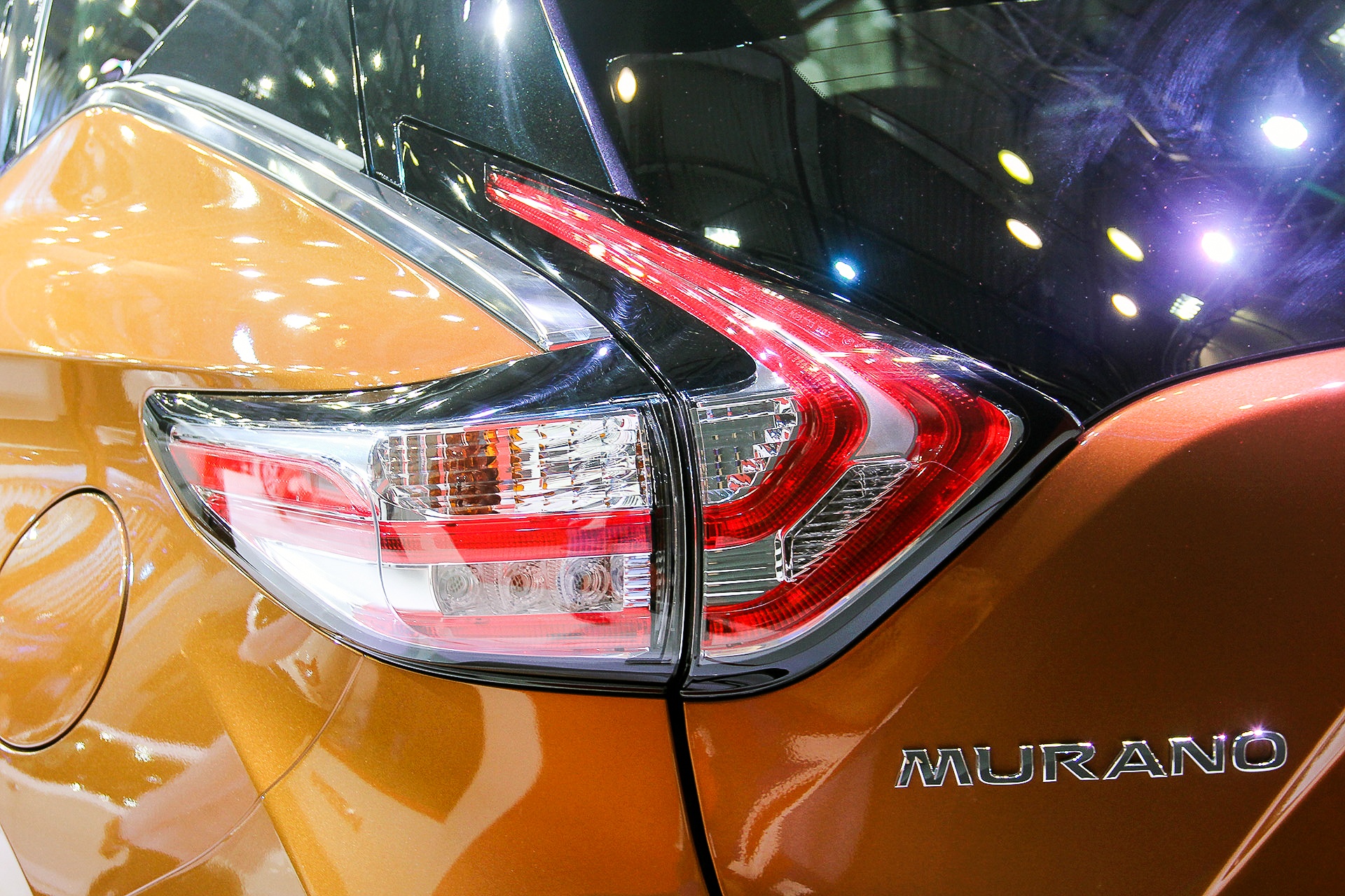 Thiết kế đèn chiếu hậu cũng mang phong cách như đèn pha, có thể cách thiết kế này sẽ được giới thiệu trên những mẫu xe ra mắt tại Việt Nam trong thời gian tới. 