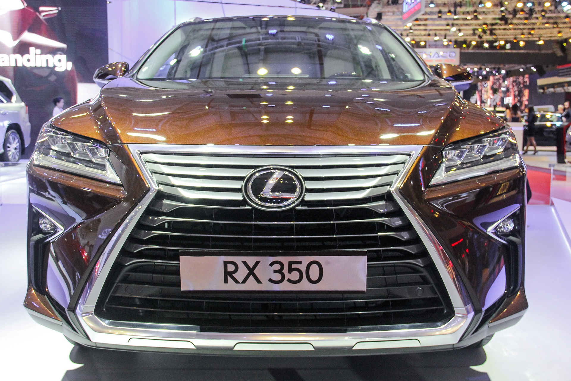 Lexus RX 350 2016 trinh lang tai Viet Nam hinh anh