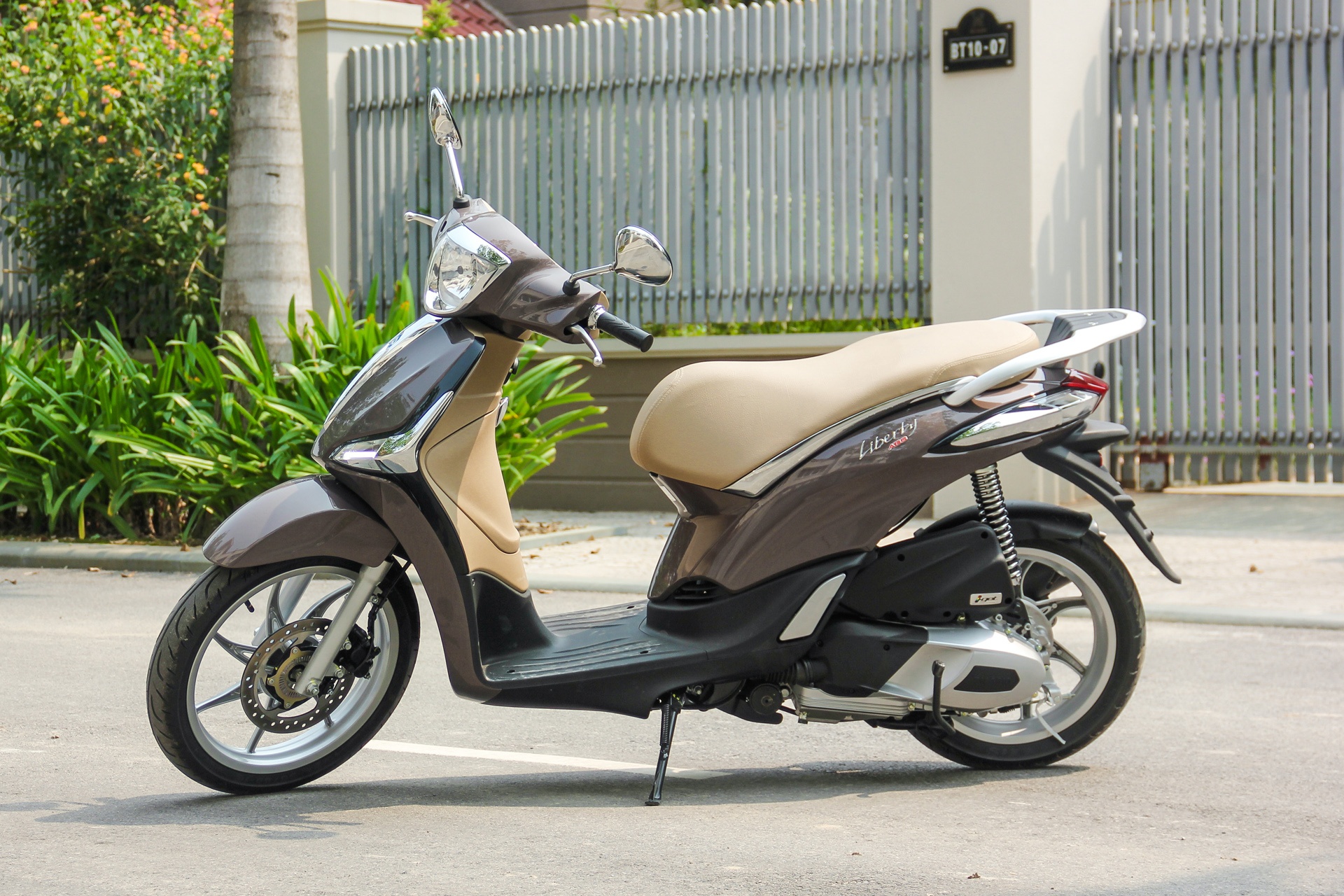 Công nghệ mới, kiểu dáng mới, an toàn hơn, nhưng giá bán của Liberty ABS rẻ hơn so với trước đây khoảng 2 triệu đồng.