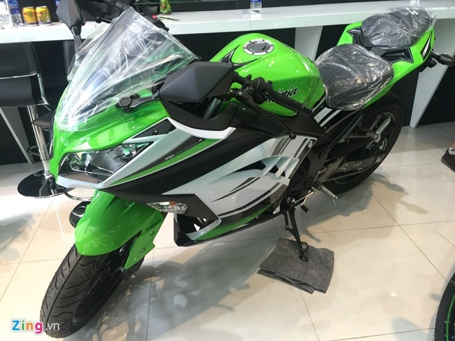 Ninja 300 ABS một trong những mẫu sportbike có giá khá dễ chịu ở thời điểm hiện tại. 